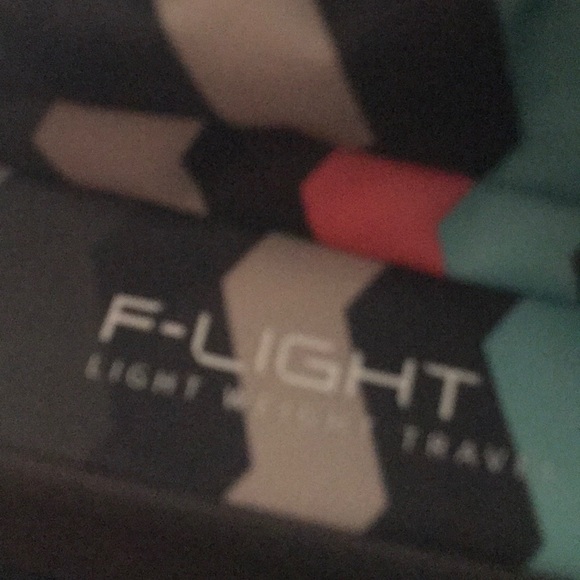 Rip Curl F-Light 19” carry on hybrid wheeled suitcase - Picture 6 of 6